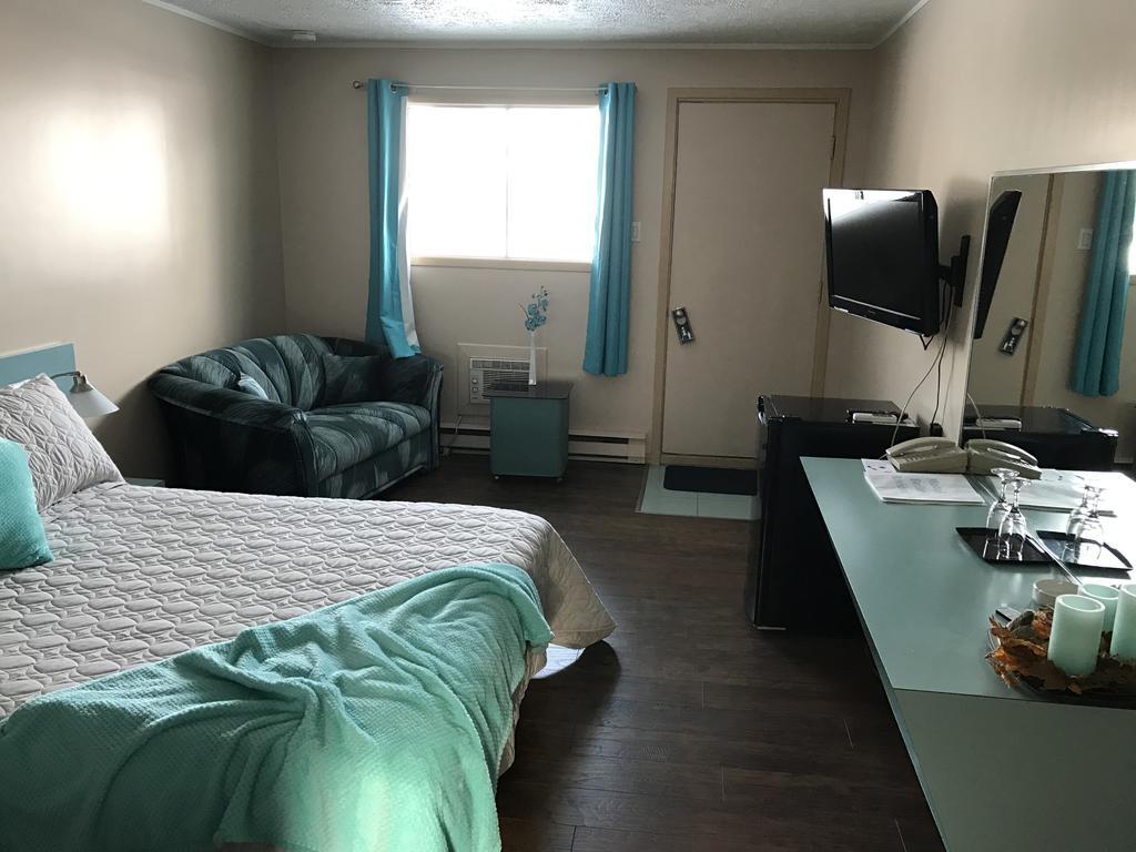 Motel Belle Riviere Saint-Jean-sur-Richelieu Exterior photo