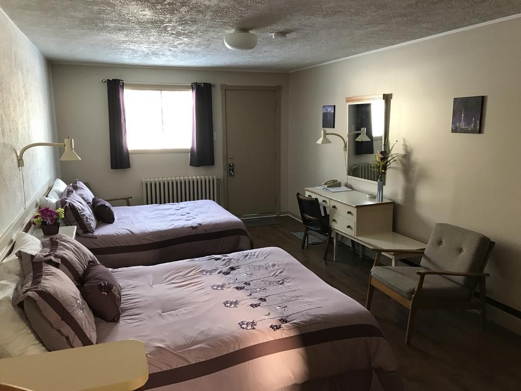 Motel Belle Riviere Saint-Jean-sur-Richelieu Exterior photo