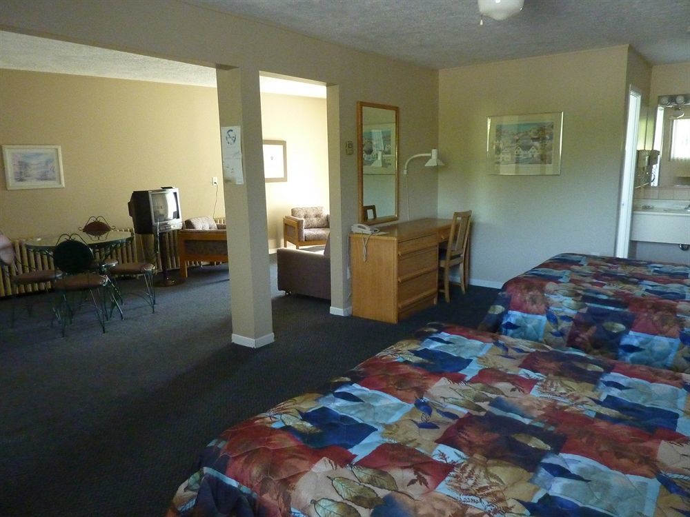 Motel Belle Riviere Saint-Jean-sur-Richelieu Exterior photo