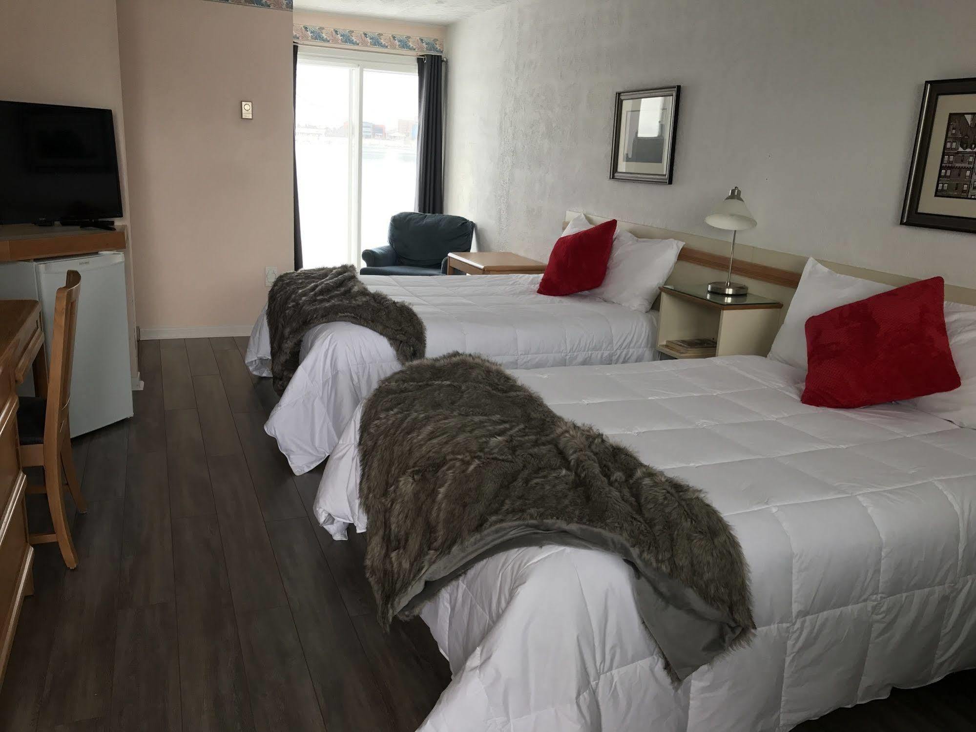 Motel Belle Riviere Saint-Jean-sur-Richelieu Exterior photo